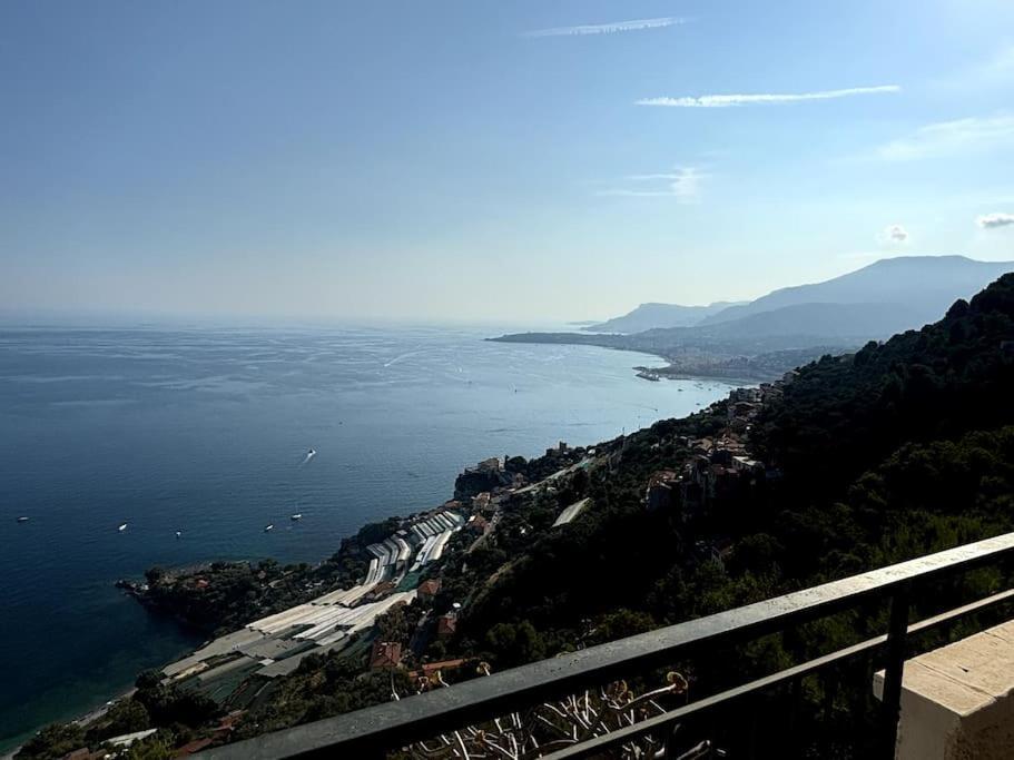 Apartment Hostfacile - Eden Rock - 2 Bedrooms Sea View Pool Mortola Superiore
